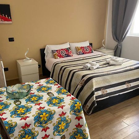 Rent House A Casa Mia Hotell Palermo Eksteriør bilde