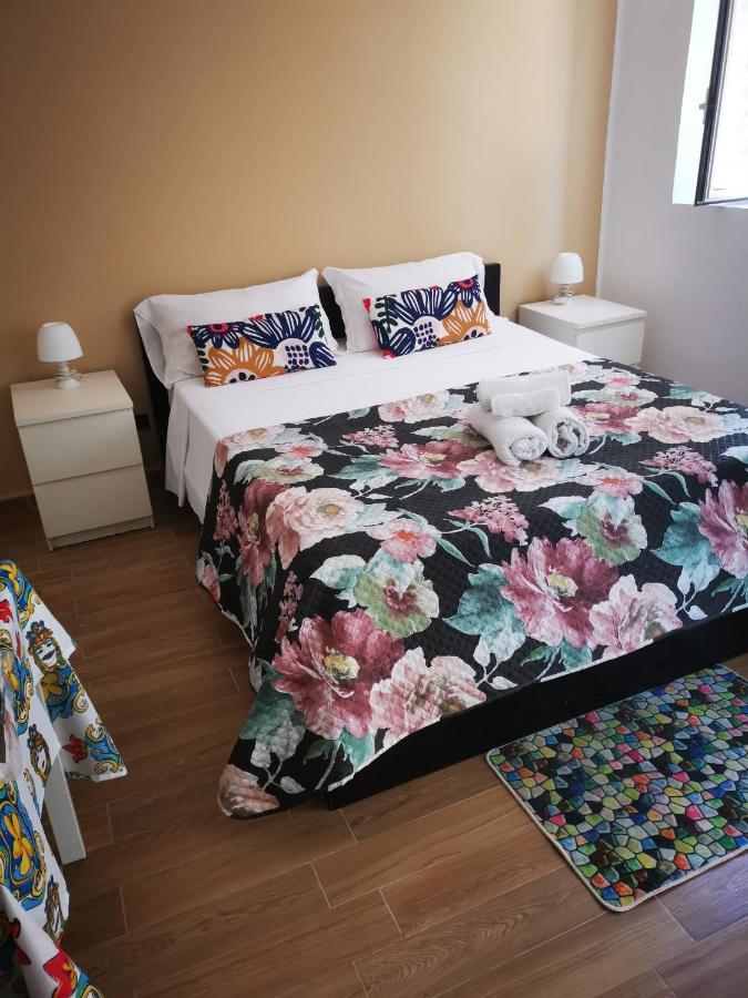 Rent House A Casa Mia Hotell Palermo Eksteriør bilde