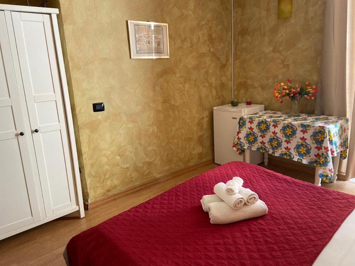 Rent House A Casa Mia Hotell Palermo Eksteriør bilde